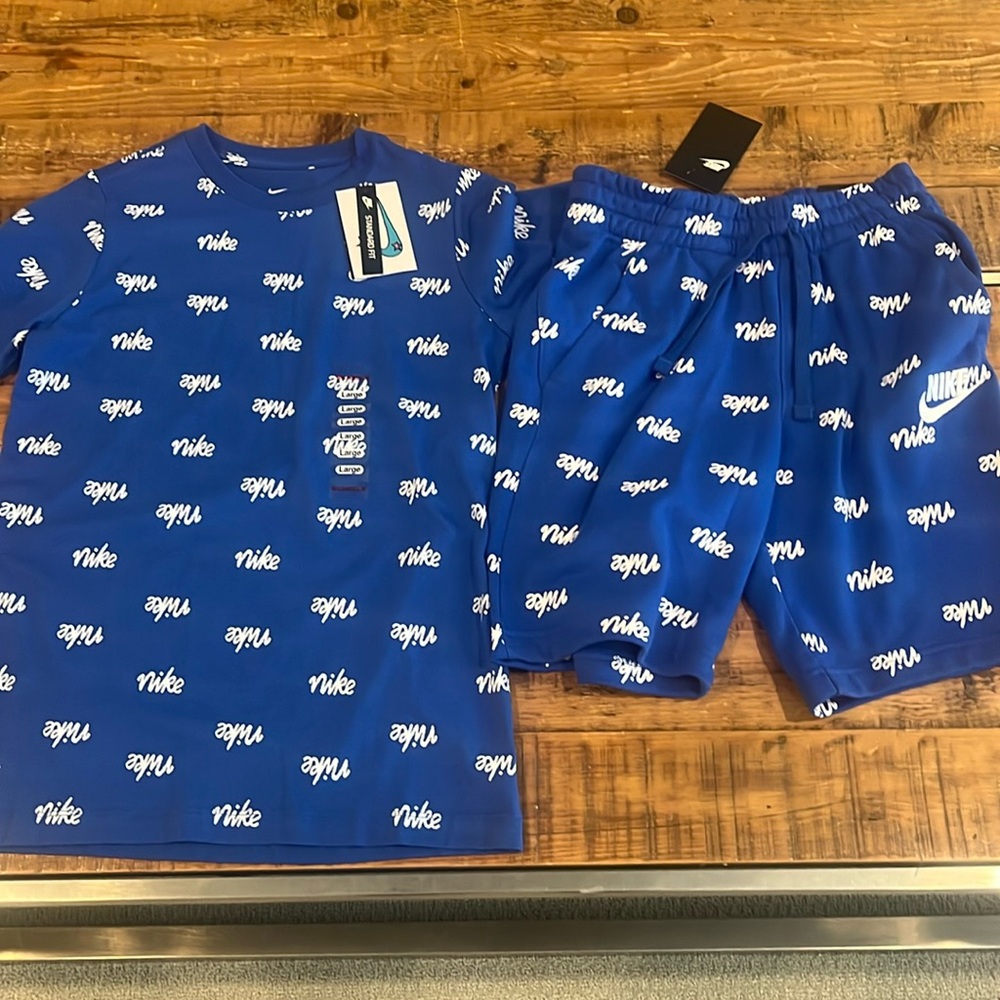Kids Nike Script shirt and short combo